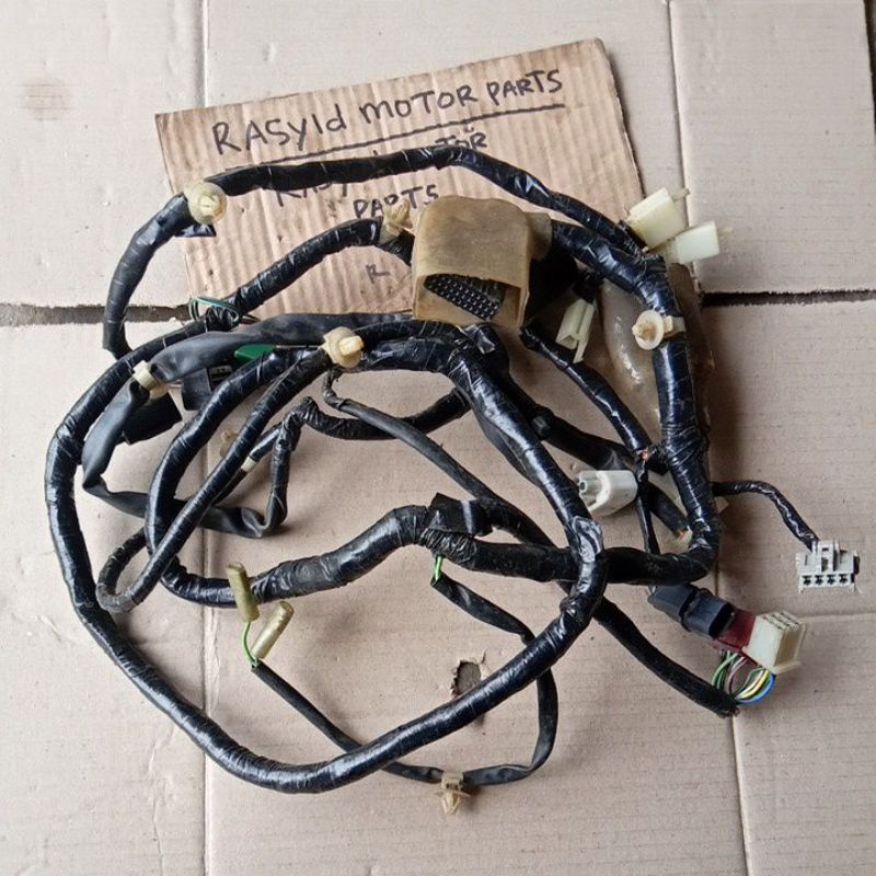 kabel body vario 125 led 2016_2017 kode-32104K59A10