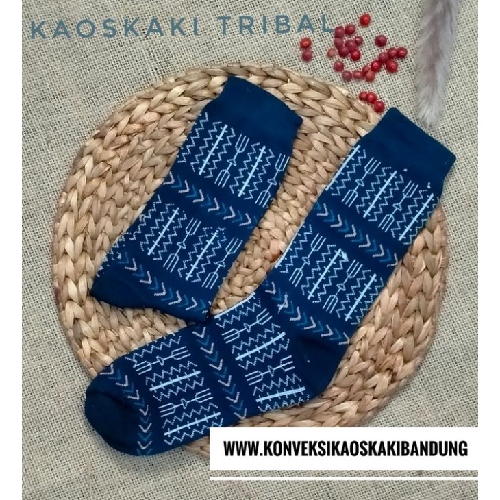 (LUSINAN) KAOSKAKI TRIBAL/ KAOSKAKI OLDSCHOLL/ KAOS KAKI PATTERN TRIBAL PRIA/KAOS KAKI SKATE