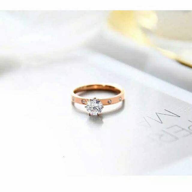 GG Cincin Berlian Elegant Minimalis Titanium  # CC-126