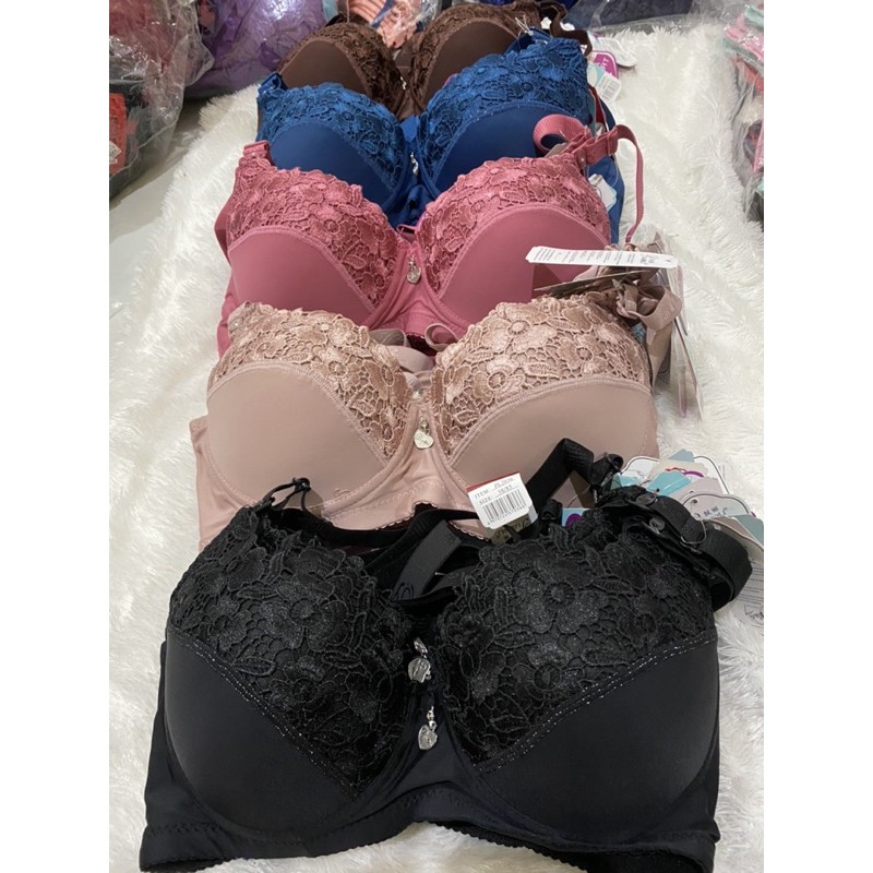 bh merk piaoli pakai kawat cup besar /bra pakai kawat merk piaoli cup C medek brukat