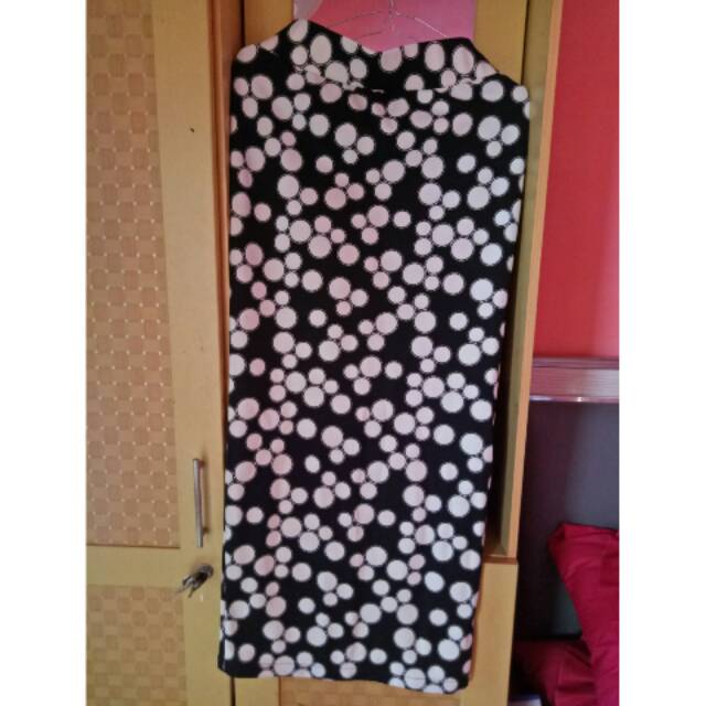 Preloved rok span
