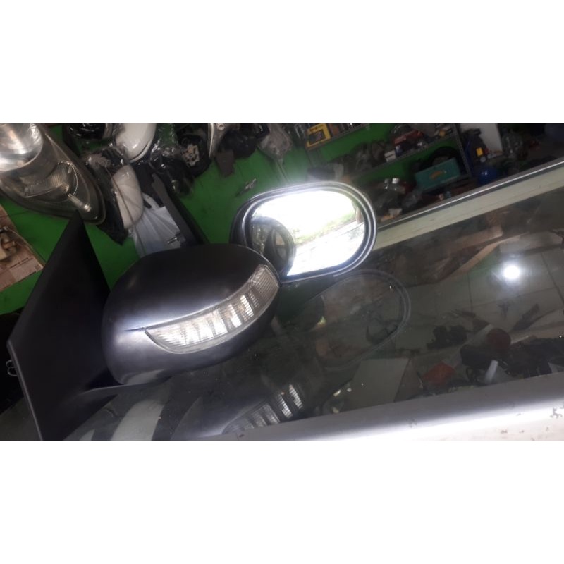 spion grand livina kanan kiri