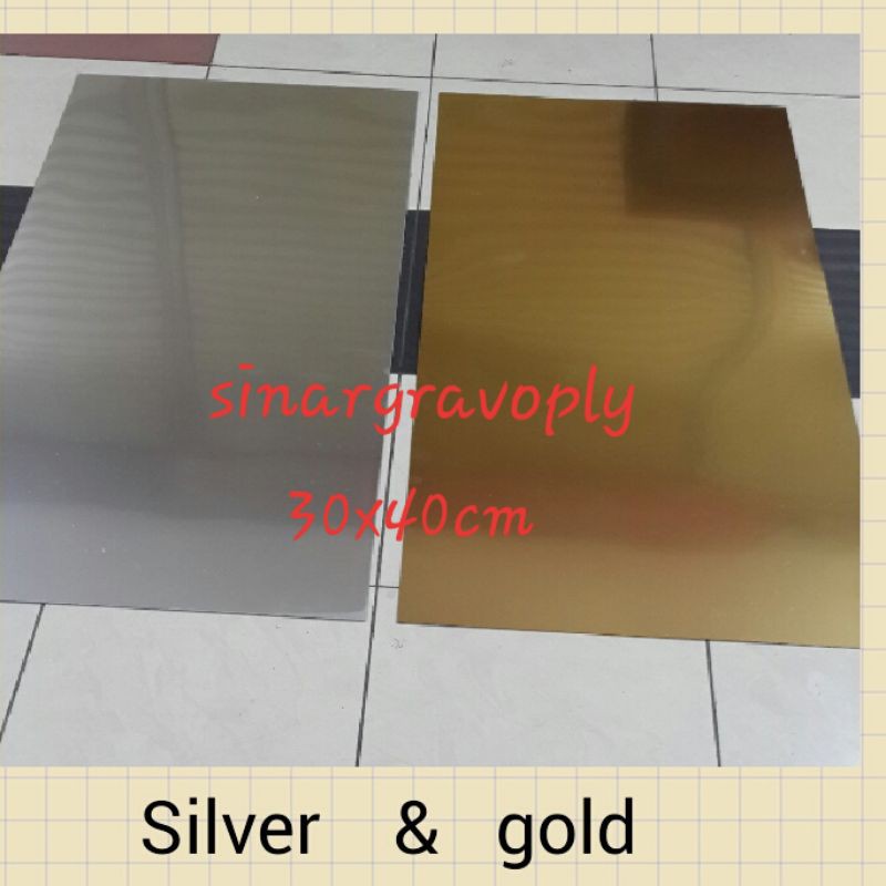 

Gravoply gold hairline teks hitam & silver hairline teks hitam ukuran 30cmx40cm tebal 1.5mm8