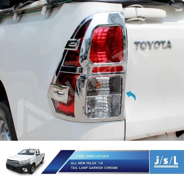 Toyota All New Hilux Garnish Lampu Belakang Tail Lamp Garnish