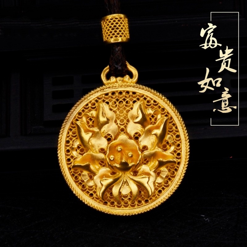 [Ready Stock]Fashion Gold Plated round Plate Pendant Flower Necklace