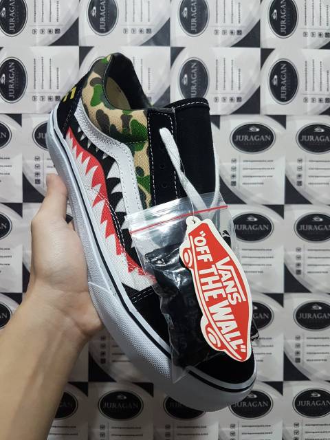 Vans Old Skool x Bape WGM