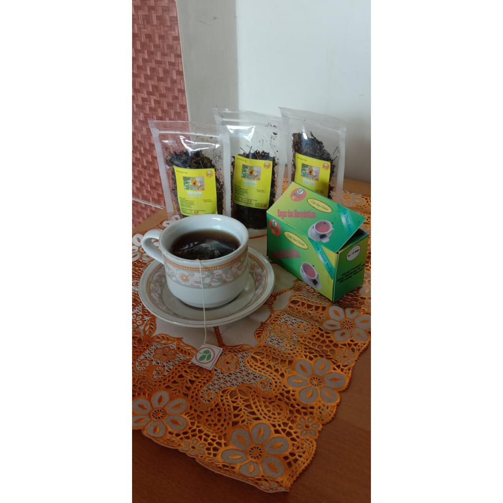 

Teh Celup Daun Kelor