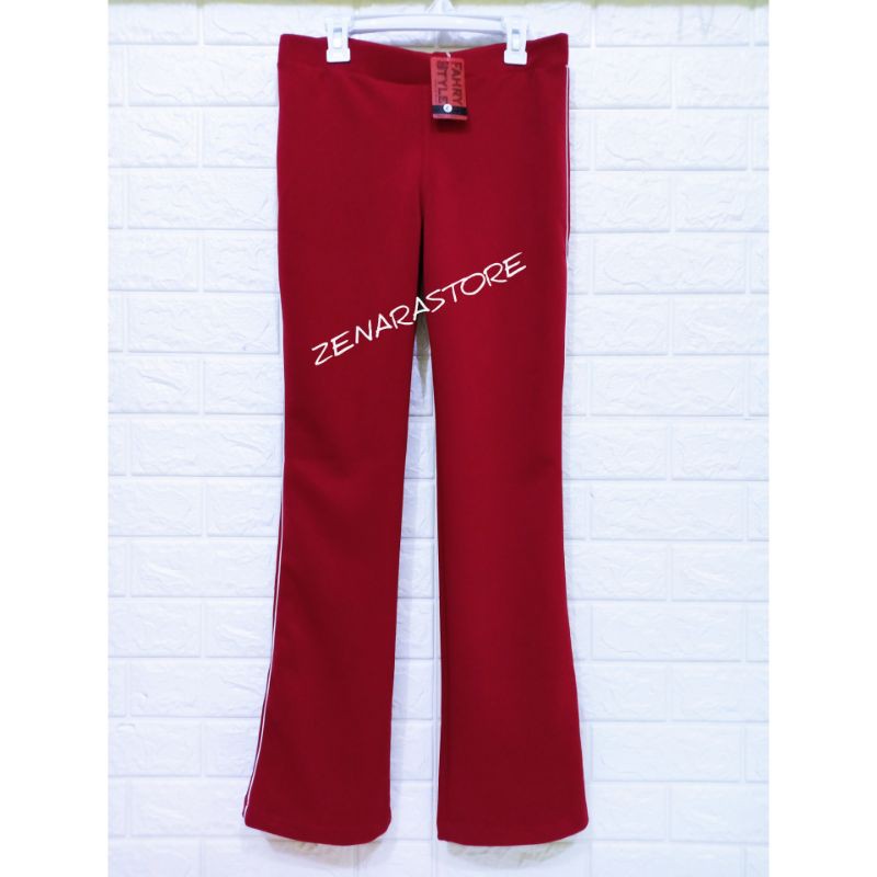 Celana senam wanita panjang warna merah maroon cabe M L Celana senam wanita panjang warna merah maroon cabe M L