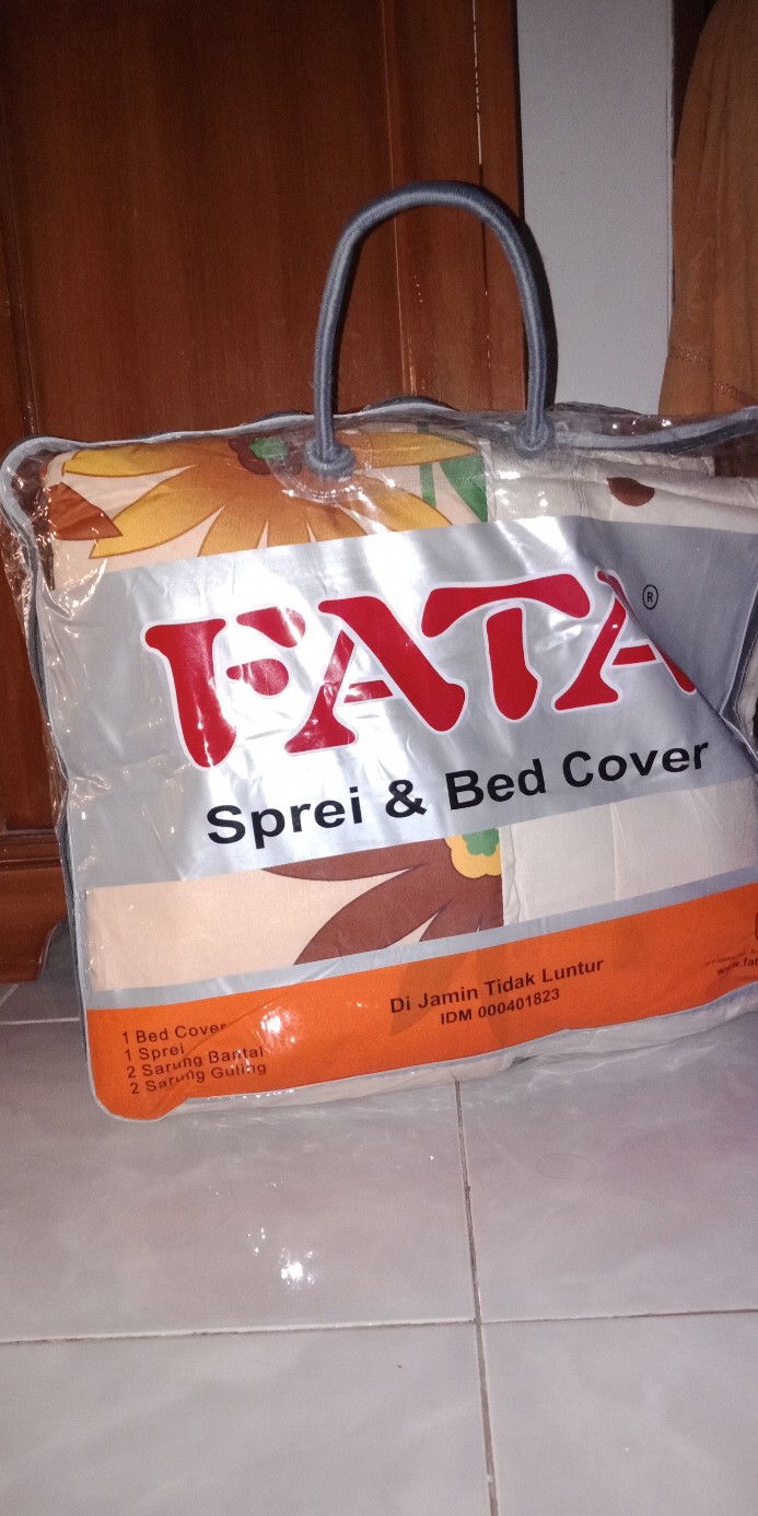 Fata Signature_bed Cover Fata Signature Aja Minimalis Fata Uk.180/160