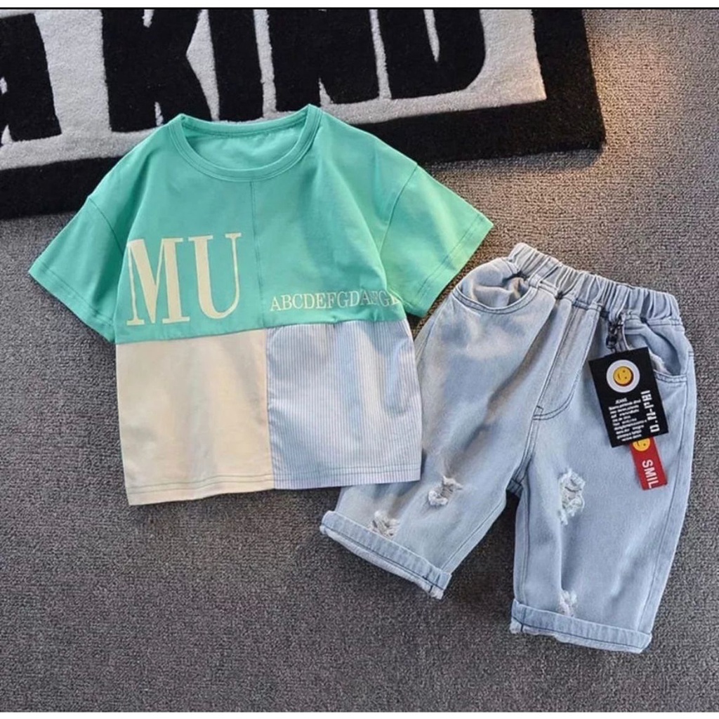 TRENDY PAKAIAN SETELAN BAJU CELANA DENIM BAYI ANAK (UNISEX) MOTIF MU ABJAD DENIM USIA 6 BULAN-5 TAHUN BEST QUALITY TERBARU TERLARIS TRENDY PAKAIAN ANAK/ SETELAN BAJU CELANA DENIM BAYI ANAK LAKI-LAKI/ SETELAN BAJU CELANA DENIM BAYI ANAK PEREMPUAN