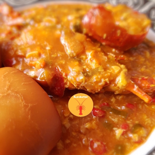 

Masakan lobster iLovbster Singapore Chili lobster dengan roti mantau 1kg isi 6-7