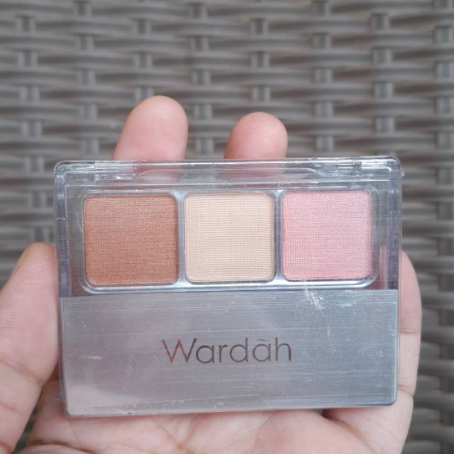 PAKETAN Wardah eyeshadow dan blush on