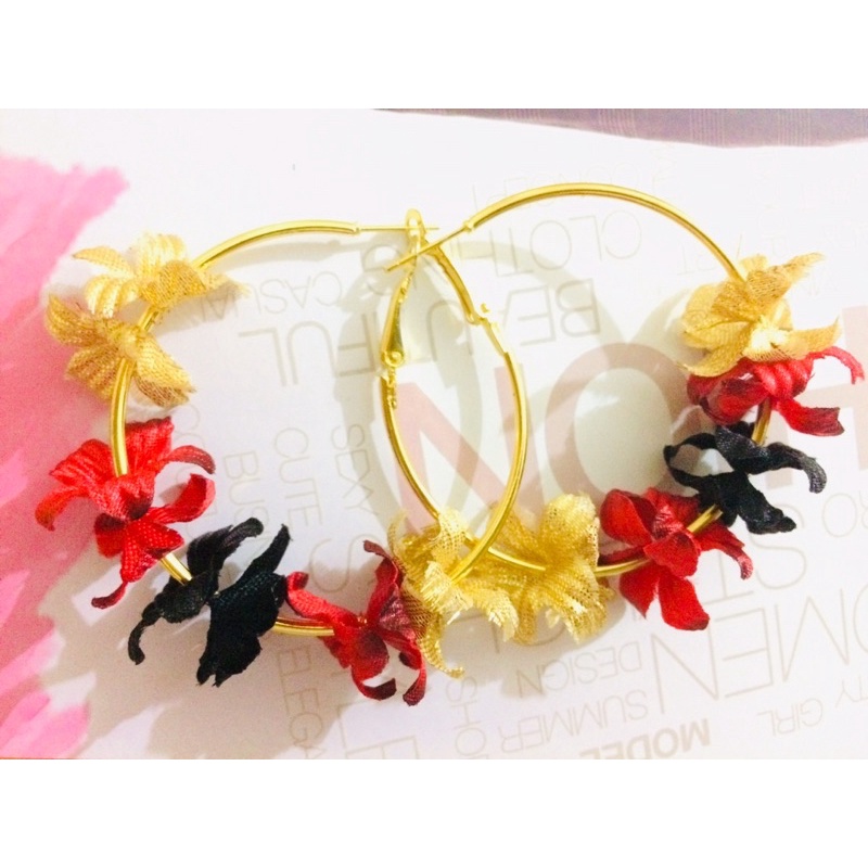 Anting Bulat Besar Bunga