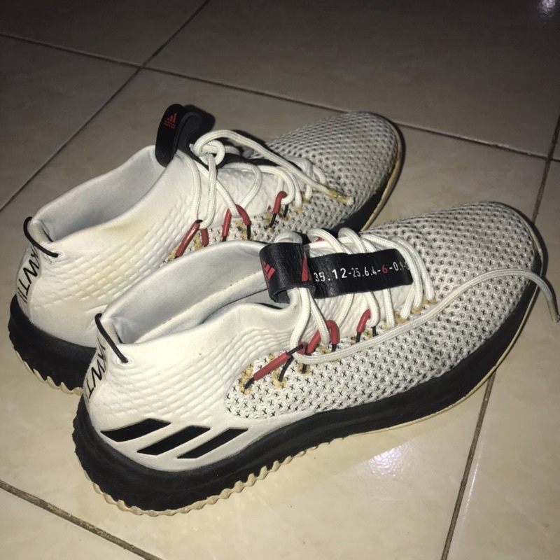 Sepatu Basket Bekas Original Adidas Dame 4 White Second Preloved Ukuran/Size 42/43