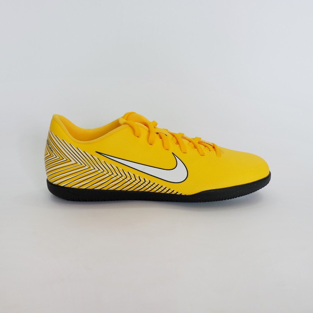 nike vapor x 12