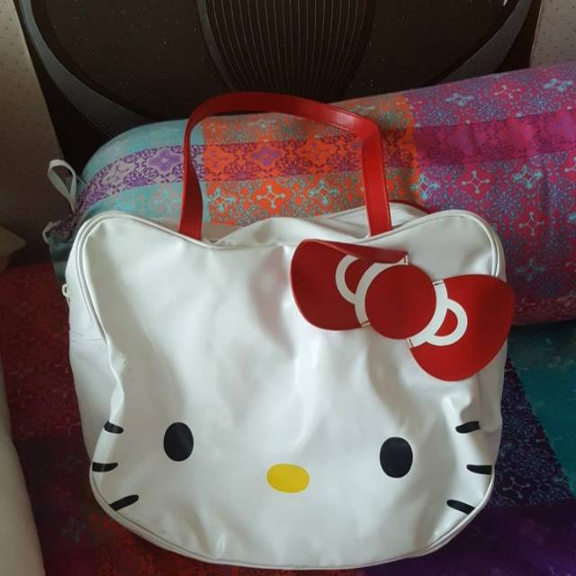 Tas hello kitty bekas