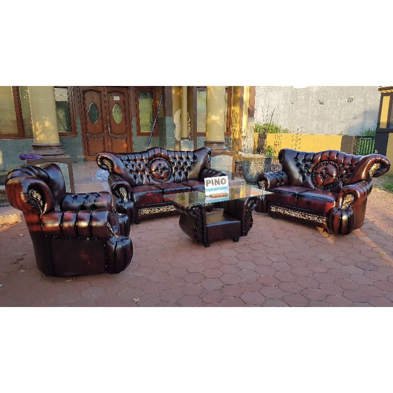 Sofa raja kancing kepang