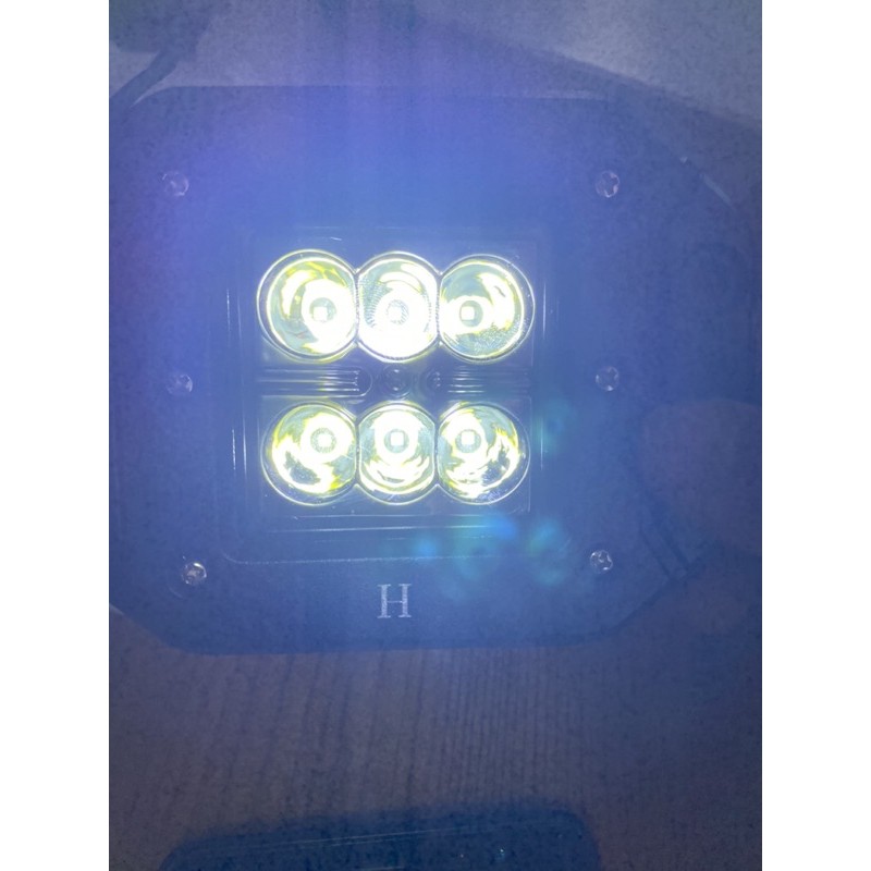 Lampu Tembak Truk Mobil Motor 6 Led Cree 12 - 24 Volt nyala putih