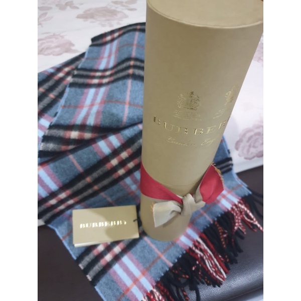 Burberry Scarf Tube 