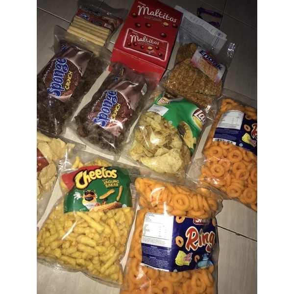 

paket 450bks cilok (isi campur) dan jajanan per 250gr