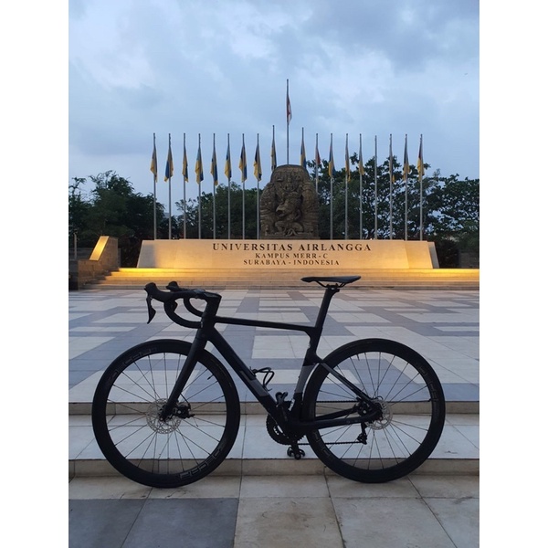 Sepeda "JAVA VESUVIO 2021 UCI - Hidden Cable" Sudah FULL CARBON