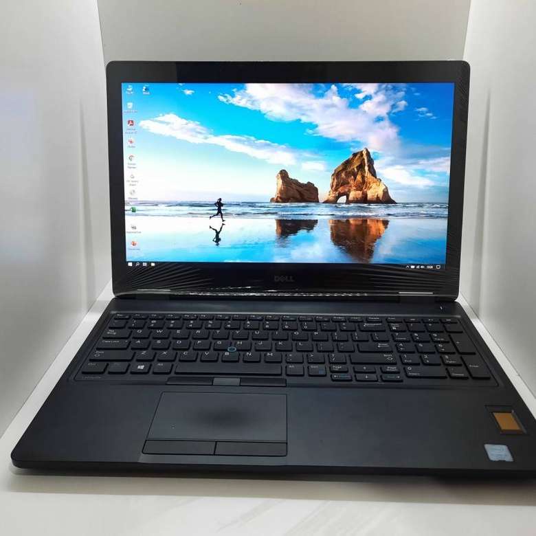 Laptop Dell Latitude i5 8GB 256GB SSD Second Bekas