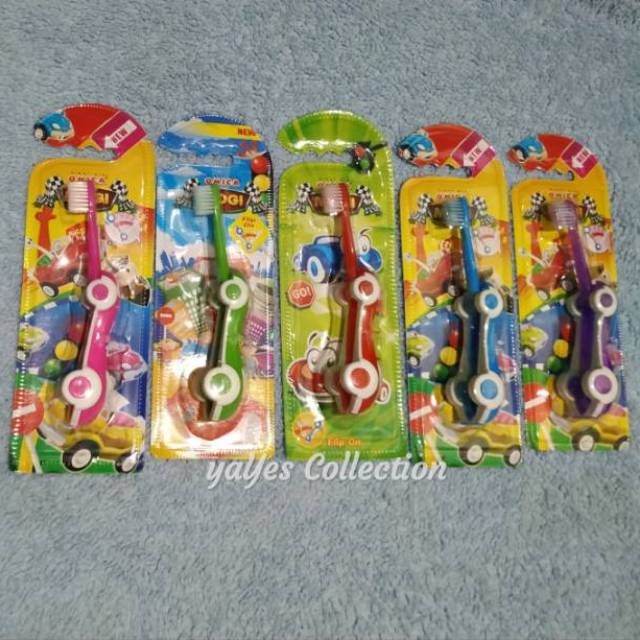 Sikat gigi anak 3+ pinguin omica karakter mobil lipat travel 400 soft helm helem kids 5+ toothbrush