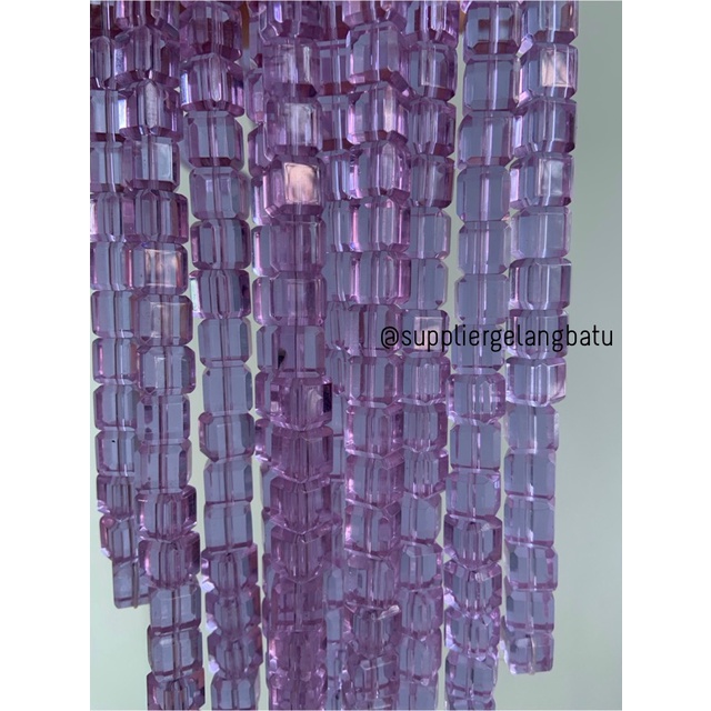 kristal Ceko kotak 8 x 8mm SOFT PURPLE QUARTZ crystal bross manik ungu