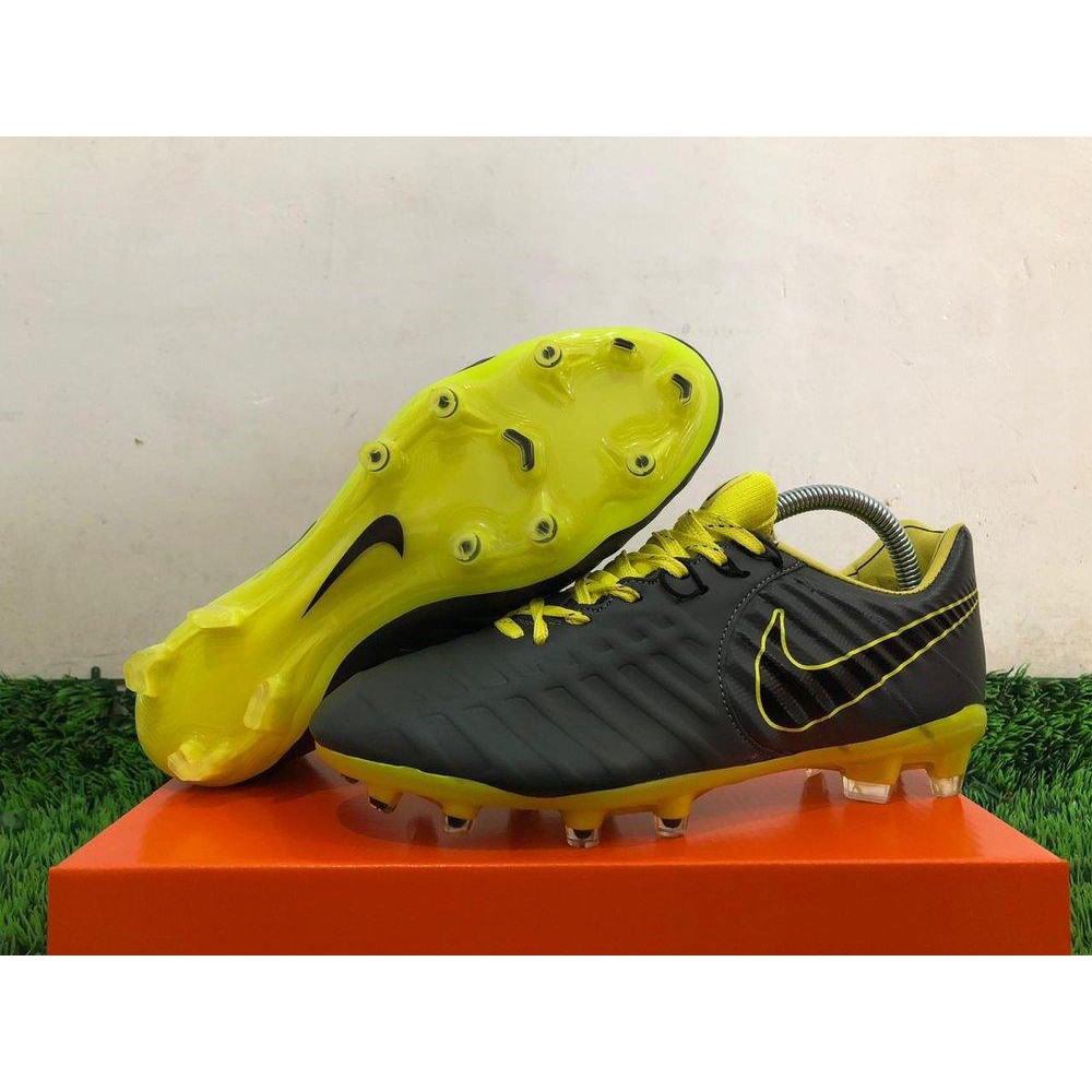 tiempo legend iii yellow