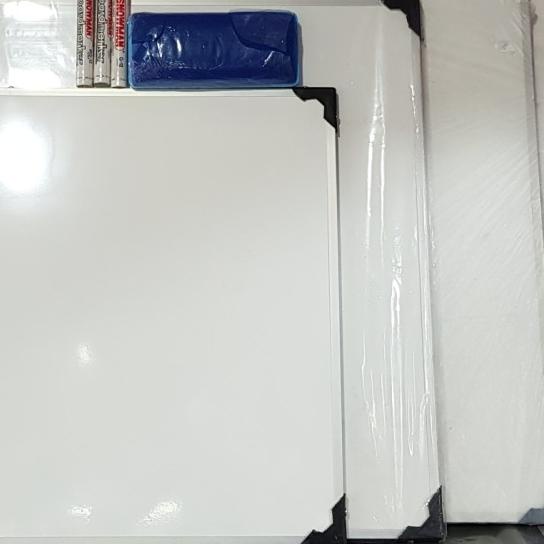 

✧ Papan Tulis Whiteboard dan Kapur ukuran 40x60 ➽