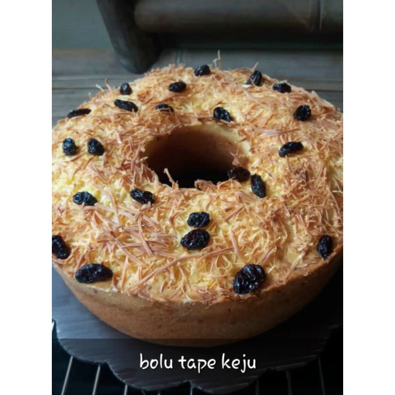 

BOLU TAPE KEJU ukuran 22x22x8cm