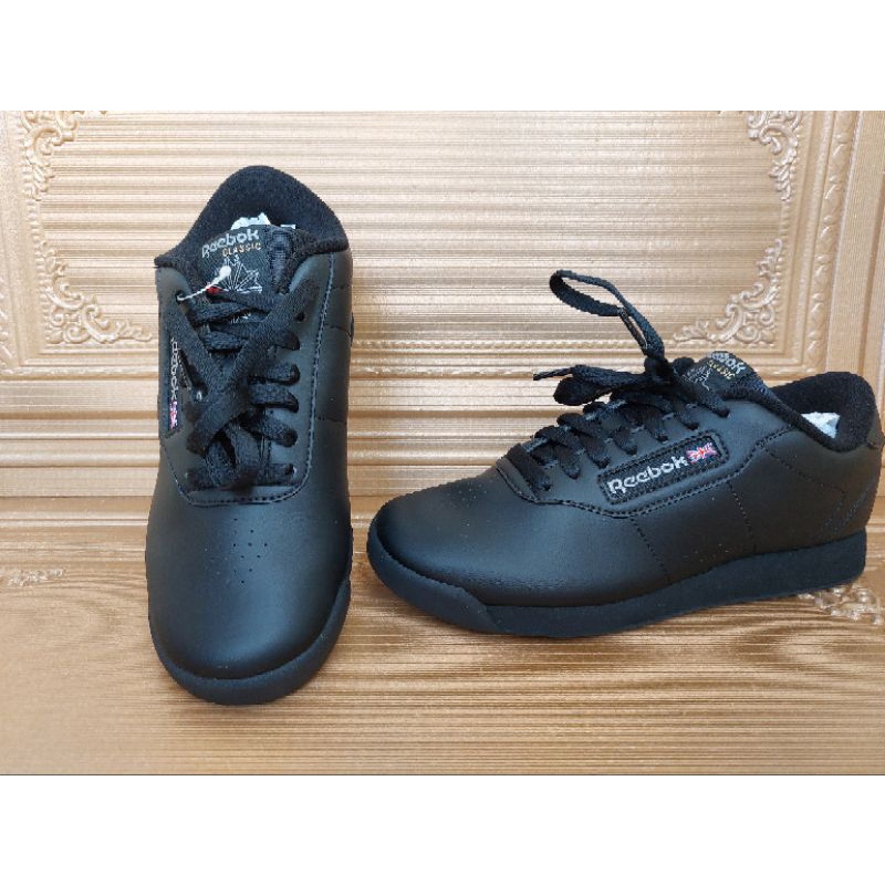 SALE Sepatu REEBOK CLASSIC 100% ORIGINAL