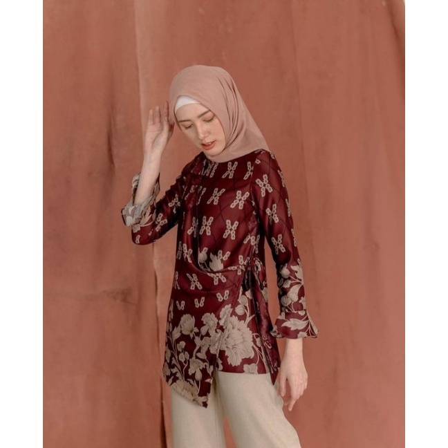 Sumbawa Blouse Maroon Preloved