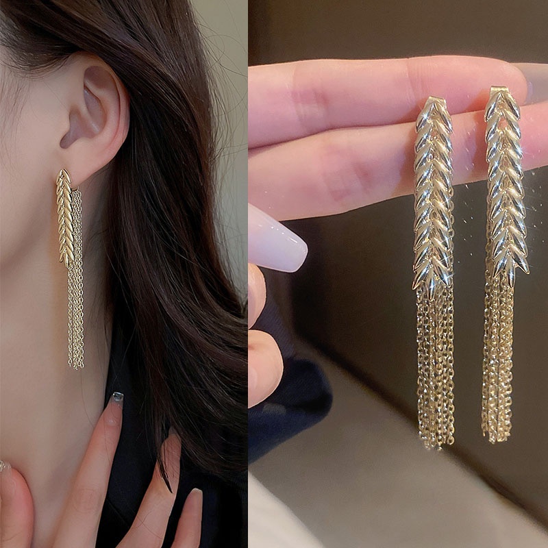 Anting Gantung Panjang Model Gandum Bahan Metal Gaya Eropa / Amerika Untuk Wanita