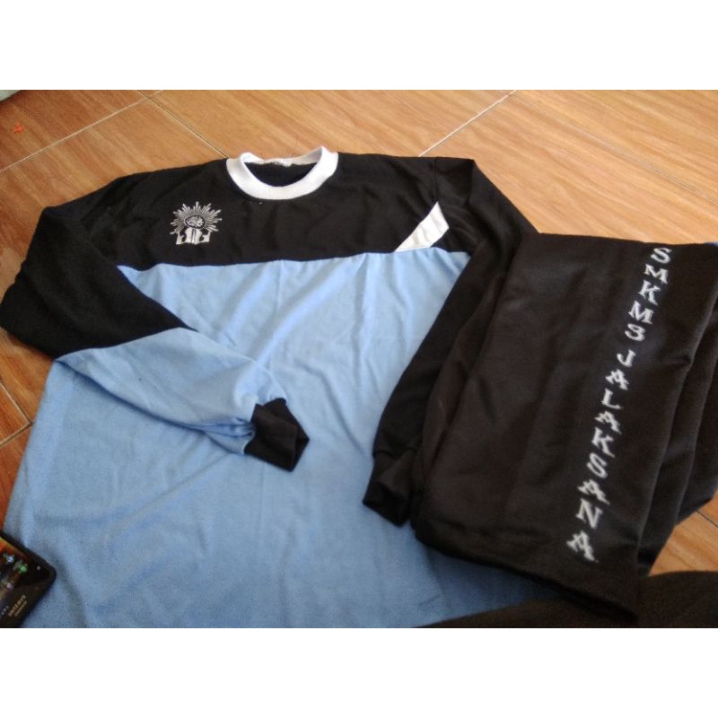 SETELAN SERAGAM OLAHRAGA SMP/SMA + SABLON