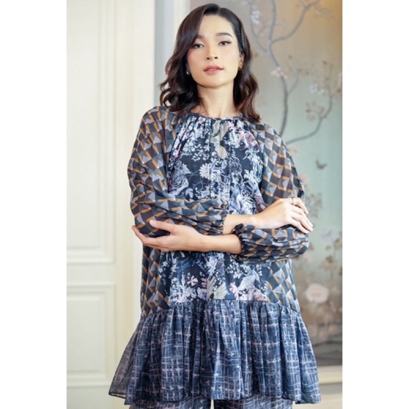 benang jarum preloved buttonscarves benang jarum x raisa