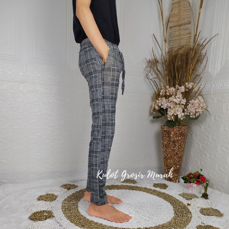 Celana Tartan Kotak / Doty Baggy Pants Motif / Celana Panjang Wanita Motif