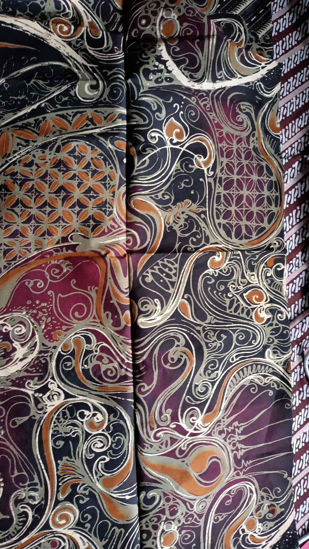 Kain Batik Solo (cabut) Motif Abstrak