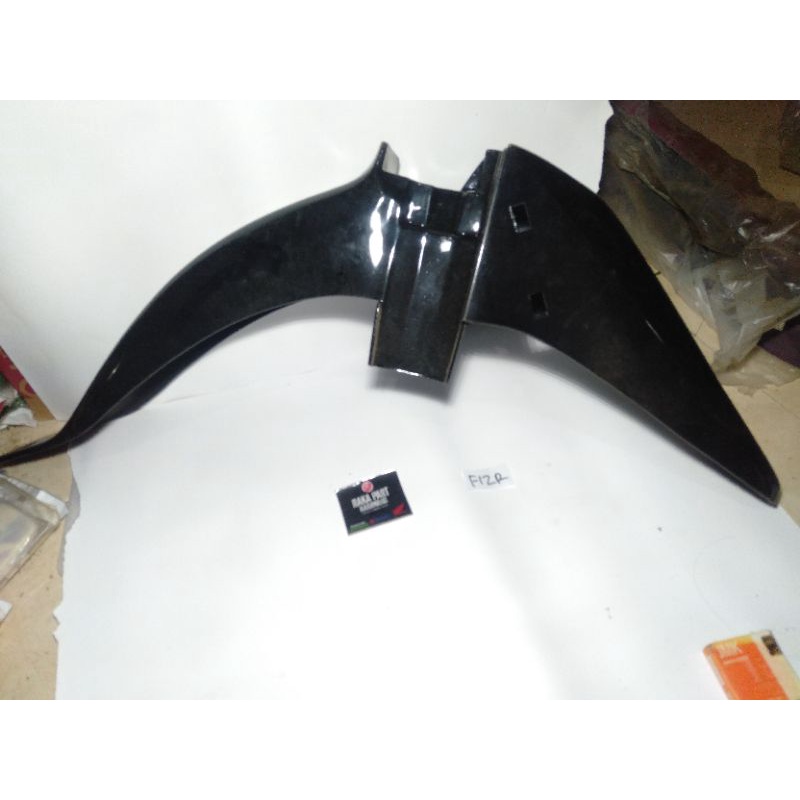 spakbor slebor depan Yamaha f1zr hitam