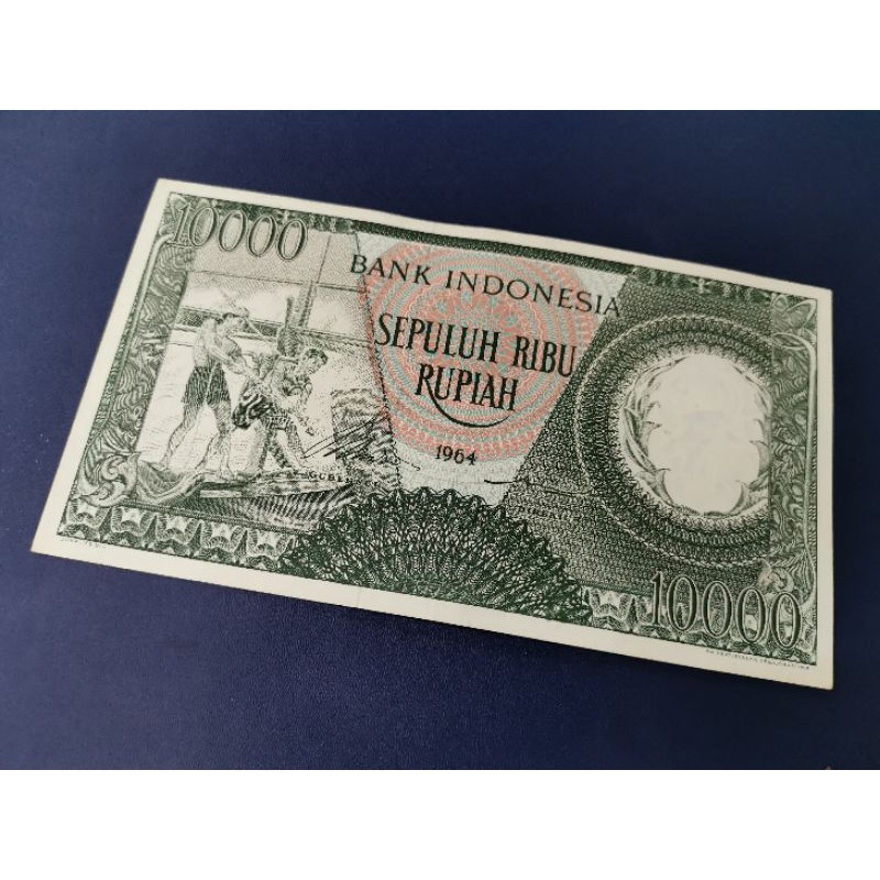 uang kuno 10000 pekerja hijau tahun 1964 wm banteng
