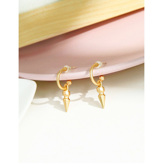 LRC Anting Tusuk Fashion Rivet Alloy Geometric C-shaped Studs K04292