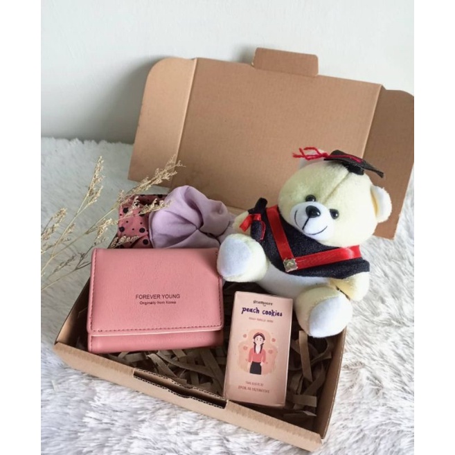 

GIFTDOMPET/GIFTKADO/HAMPERS/HADIAH/ULANGTAHUN/GRADUATION/BIRTDAY/VALENTINE/WEDING