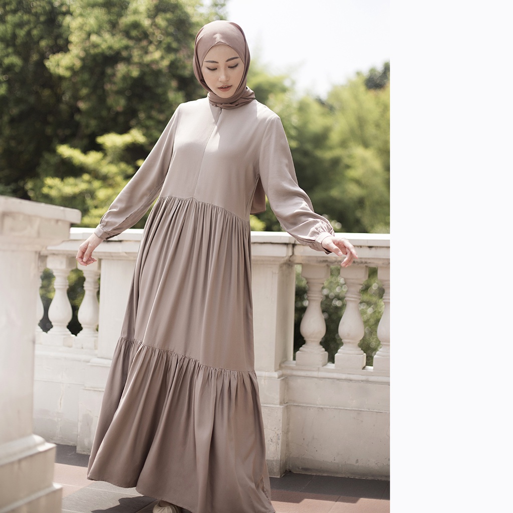 Kayana by Aska Label - Gamis wanita dress Muslim busui friendly dengan detail ruffle warna Hitam, Latte, Olive, Navy