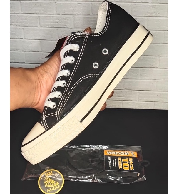 Sepatu Converse 70s Premium All Star Chuck Taylor CT Low Pendek Pria Wanita Warna Putih Hitam Murah-8
