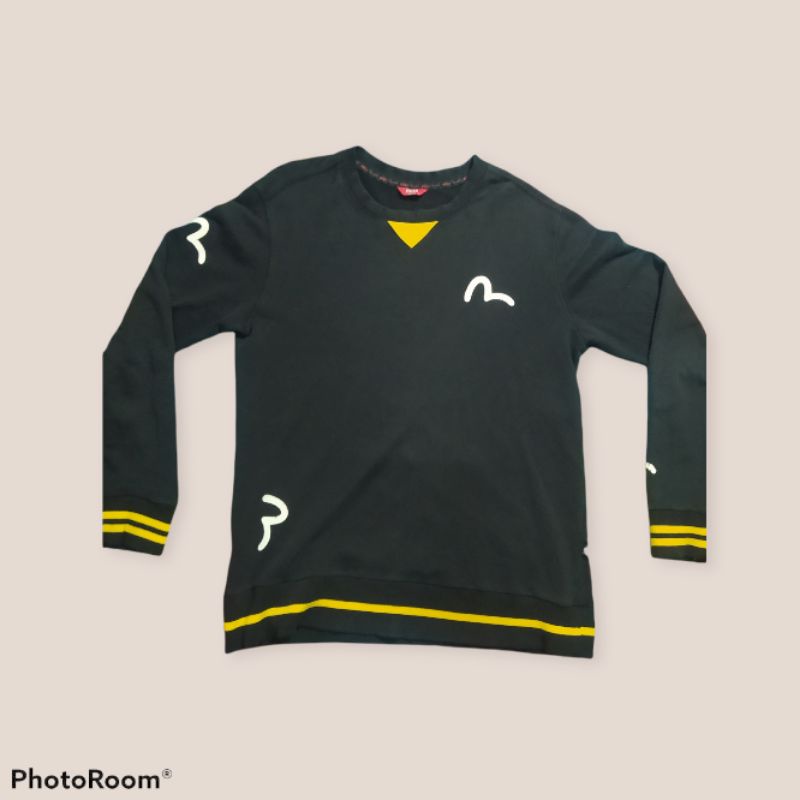 crewneck evisu