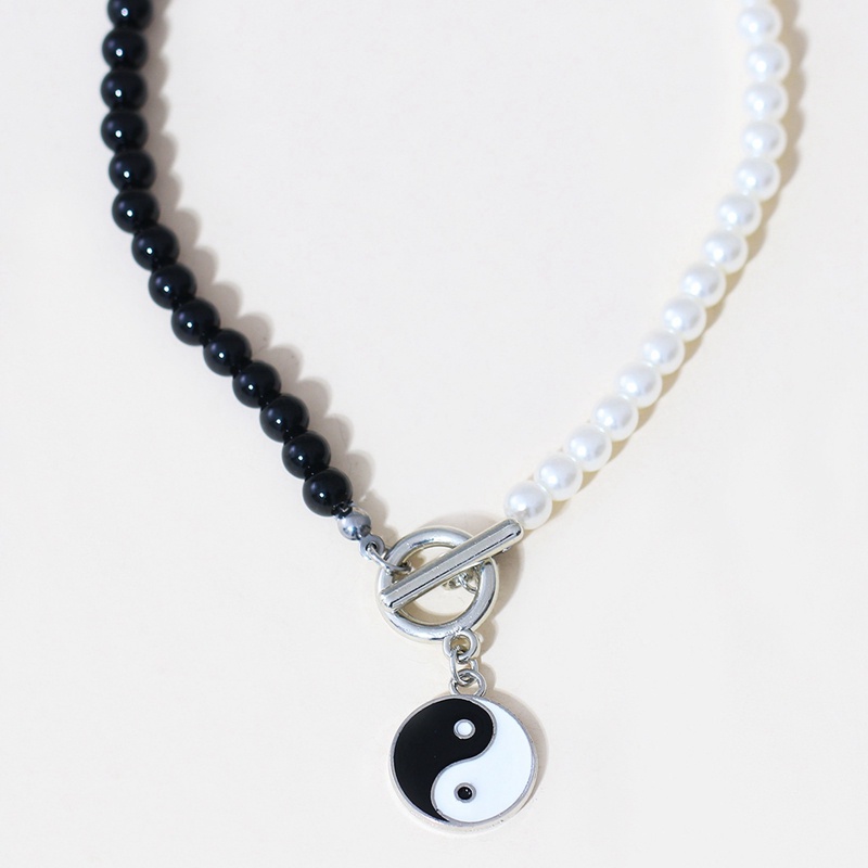 Kalung Liontin Manik-Manik Mutiara Hitam Putih Gaya Hip Hop Untuk Wanita