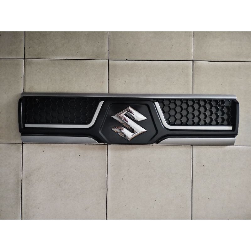 GRILLE GRILL GRIL FUTURA NEW 2018