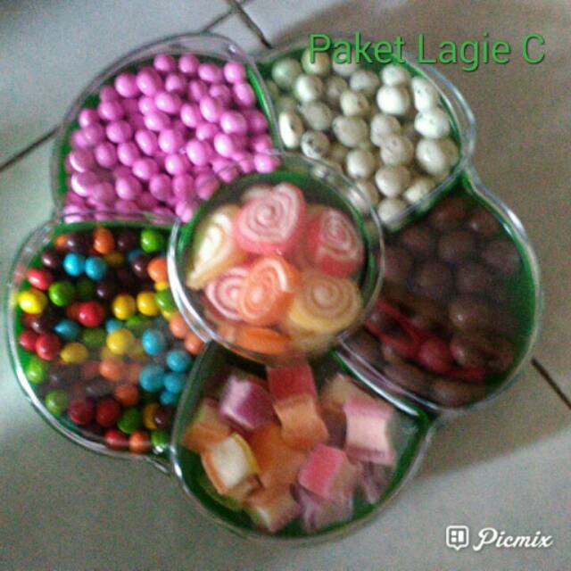 

zyhanshop #paket lagie mix C,paket coklat lebaran murah