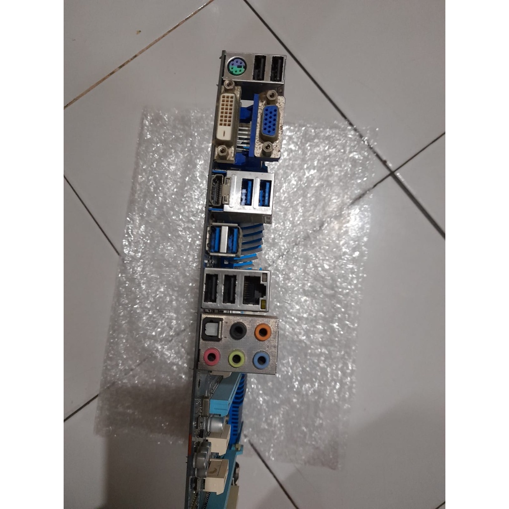 MOTHERBOAD GIGABYTE GA Z77 D3H Plus CORE I5 3570