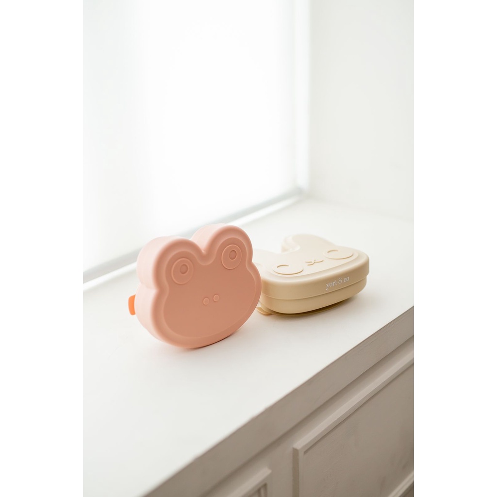 Yori &amp; Co Suction Plate with Lid and Band Piring Kotak Makan Bayi Anak - yoriandco Silikon Silicone